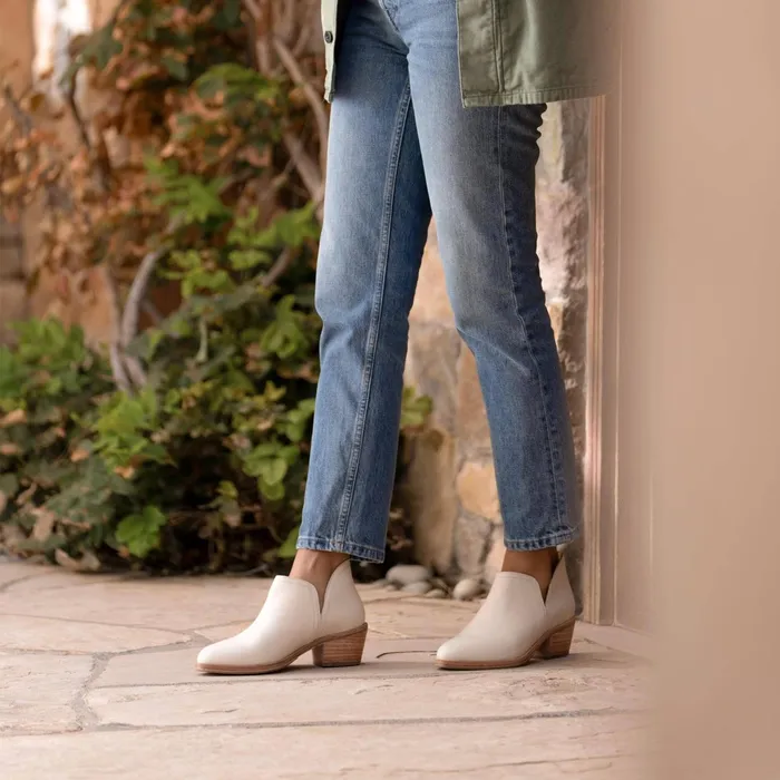 Women Mia Everyday Ankle Bootie Bone Nisolo Heels
