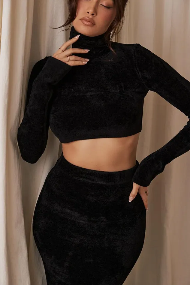 Women Suri Black Chenille Cropped Top House Of CB Tops