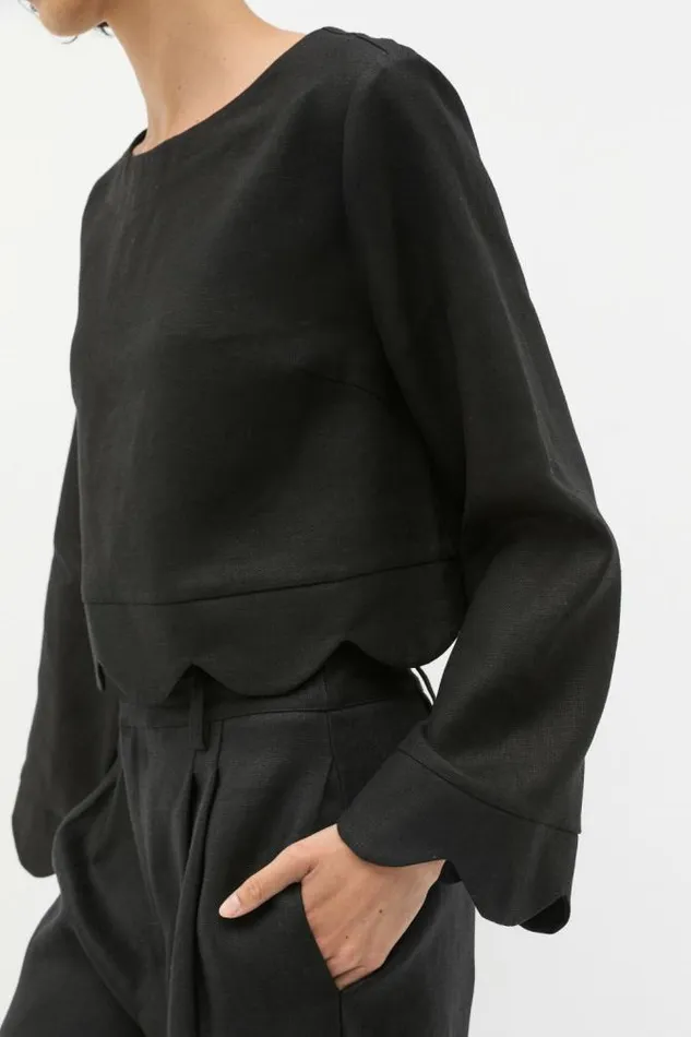 Women TShirts and Tops Seed Heritage Scallop Hem Shell Top Black